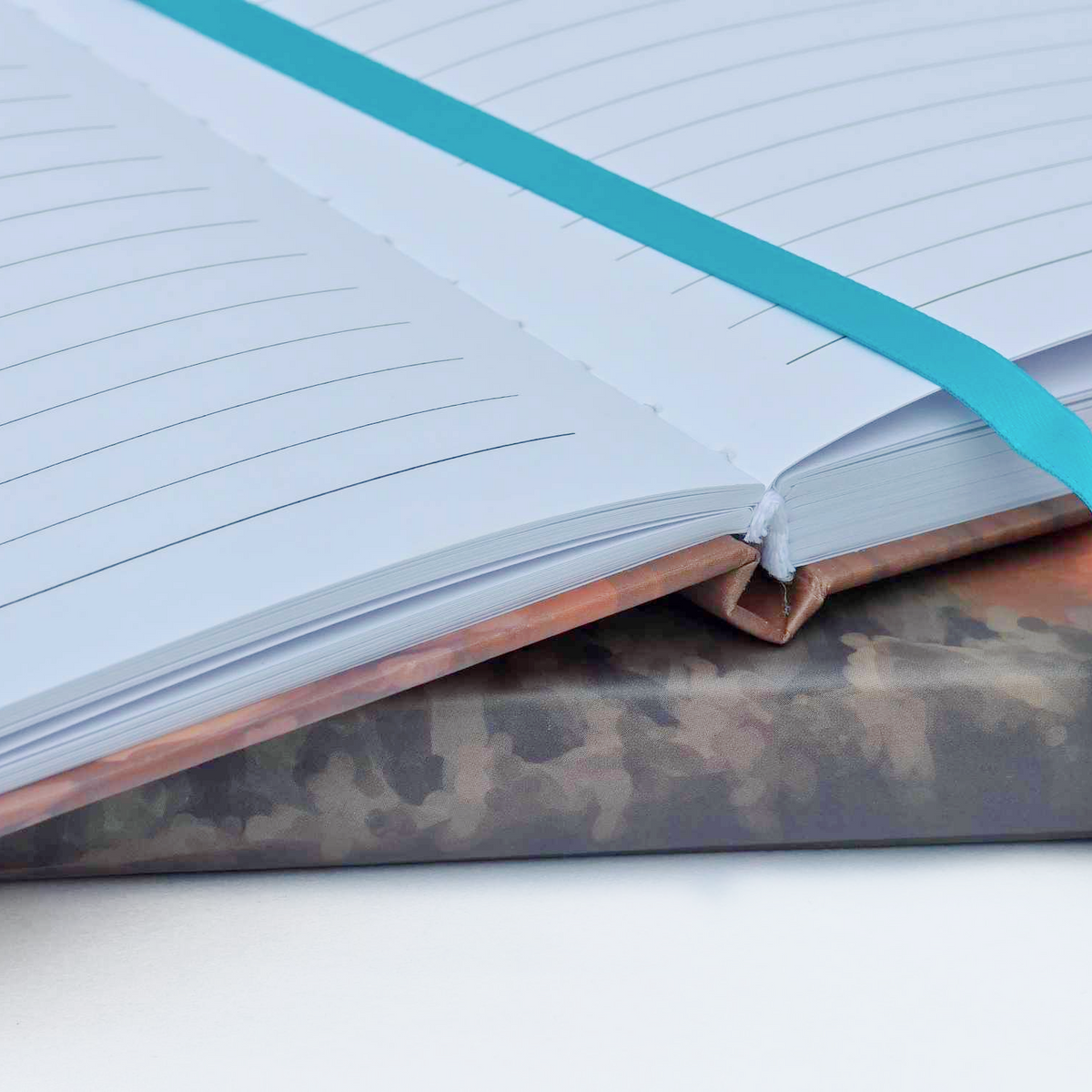 Reflections Of The Heart ~ Hard Cover Dream Journal Diary Notebook For Recording Daily Thoughts, 5 1/2 x 8 1/2 In, Size A5, 100 GSM Lined Paper, Elastic Band & Ribbon Bookmark