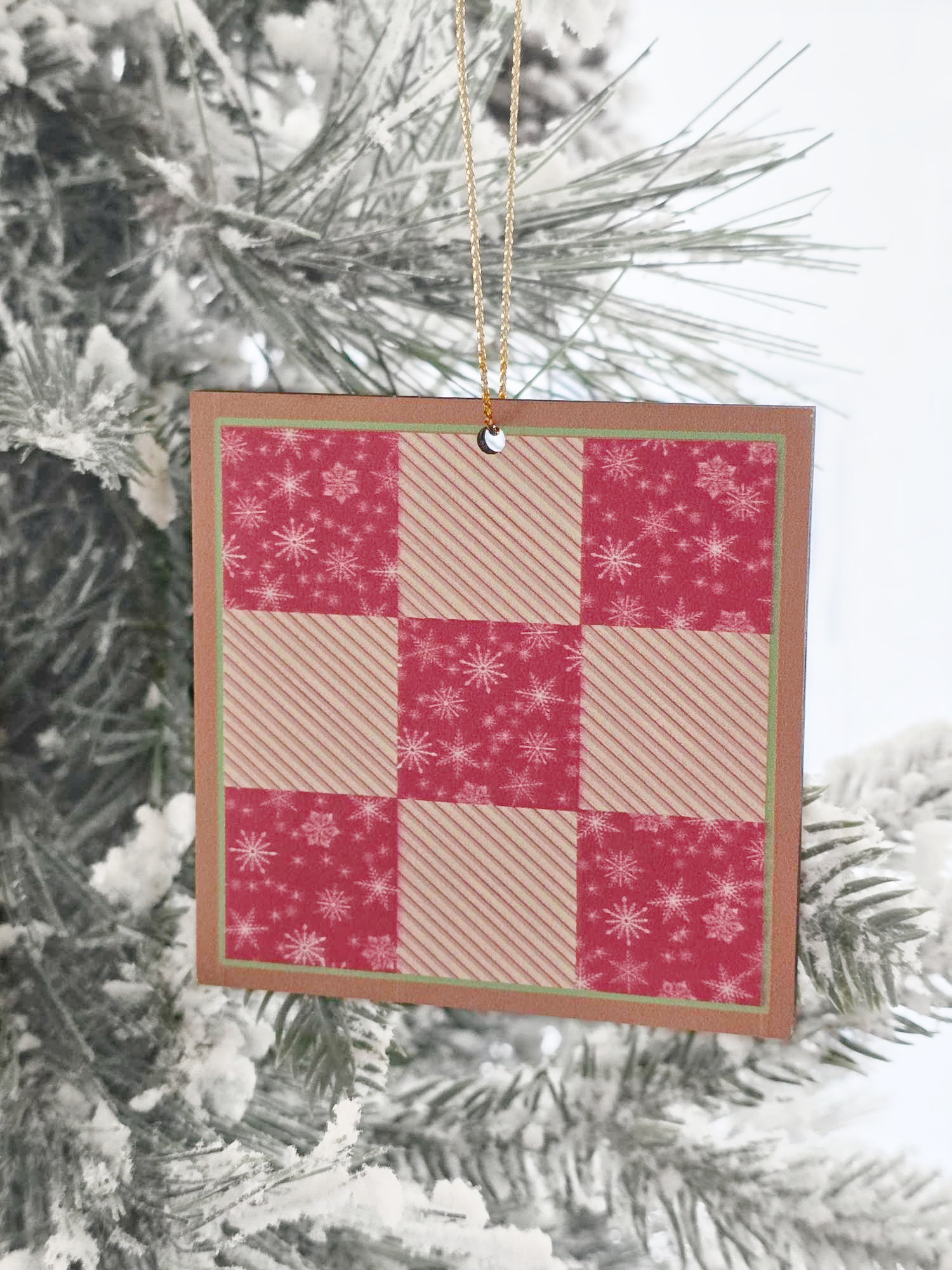 Traditional Quilt Pattern Christmas Ornaments