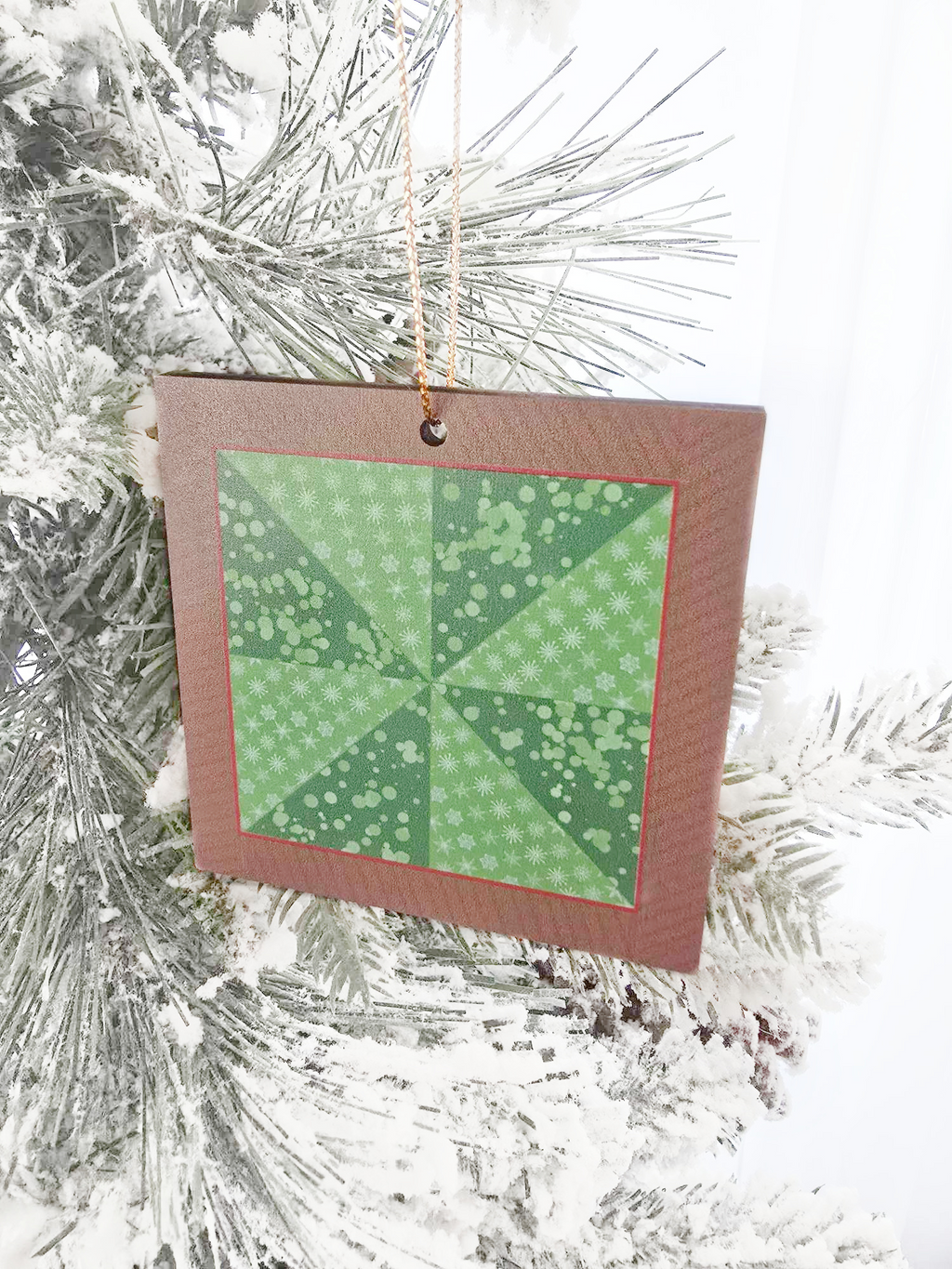Traditional Quilt Pattern Christmas Ornaments